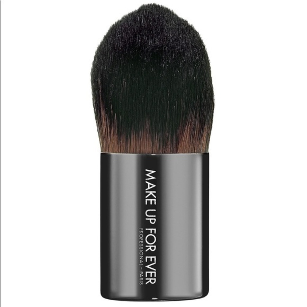 N/NB MUFE FOUNDATION KABUKI - MEDIUM - 110